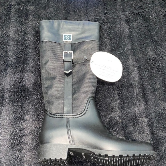 Long black boots - Picture 1 of 6